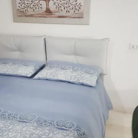 Casa Athena בית נופש קרוטונה